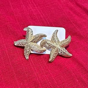 Gold-tone starfish earrings